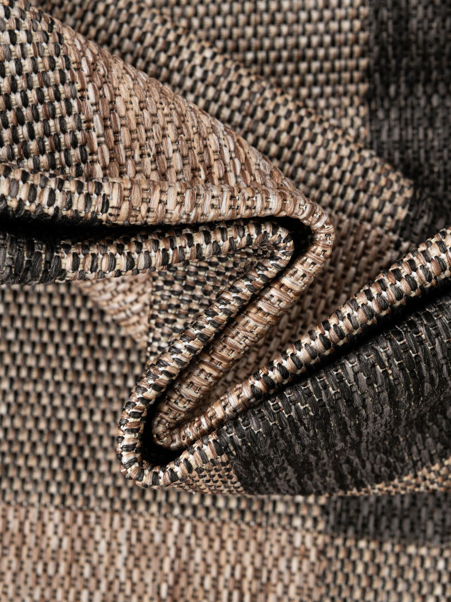 Black and Brown 3' 1 x 3' 1 Outdoor Checkered Round Area Rug Weather Resistant for Patio, Deck, Terrace, Balcony, Porch 100% Polypropylene Geometric Carpet for Sale at Rug Engine