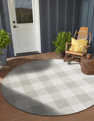Gray 6' 1 x 6' 1 Outdoor Checkered Round Area Rug Weather Resistant for Patio, Deck, Terrace, Balcony, Porch 100% Polypropylene Geometric Carpet for Sale at Rug Engine