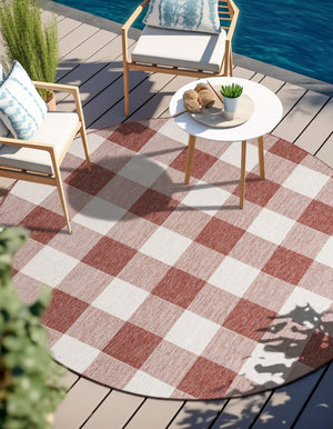 Red 6' 1 x 6' 1 Outdoor Checkered Round Area Rug Weather Resistant for Patio, Deck, Terrace, Balcony, Porch 100% Polypropylene Geometric Carpet for Sale at Rug Engine