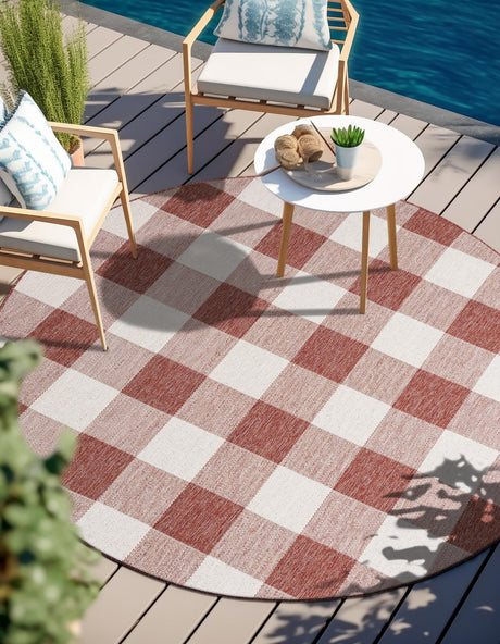Red 6' 1 x 6' 1 Outdoor Checkered Round Area Rug Weather Resistant for Patio, Deck, Terrace, Balcony, Porch 100% Polypropylene Geometric Carpet for Sale at Rug Engine