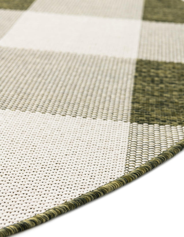 Green 6' 1 x 6' 1 Outdoor Checkered Round Area Rug Weather Resistant for Patio, Deck, Terrace, Balcony, Porch 100% Polypropylene Geometric Carpet for Sale at Rug Engine
