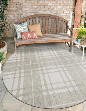 Gray 6' 1 x 6' 1 Outdoor Checkered Round Area Rug Weather Resistant for Patio, Deck, Terrace, Balcony, Porch 100% Polypropylene Geometric Carpet for Sale at Rug Engine