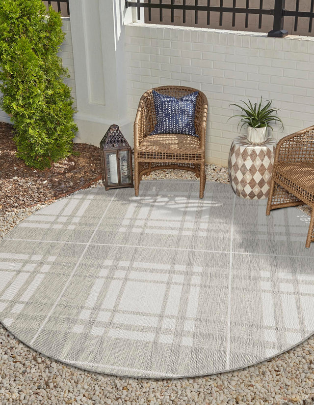 Gray 6' 1 x 6' 1 Outdoor Checkered Round Area Rug Weather Resistant for Patio, Deck, Terrace, Balcony, Porch 100% Polypropylene Geometric Carpet for Sale at Rug Engine