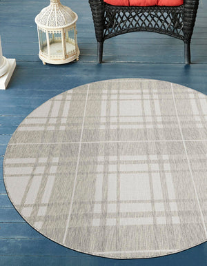 Gray 6' 1 x 6' 1 Outdoor Checkered Round Area Rug Weather Resistant for Patio, Deck, Terrace, Balcony, Porch 100% Polypropylene Geometric Carpet for Sale at Rug Engine