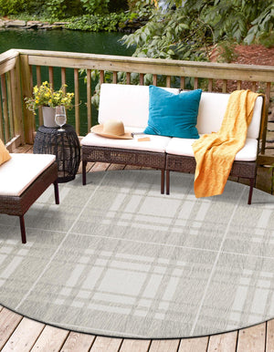 Gray 6' 1 x 6' 1 Outdoor Checkered Round Area Rug Weather Resistant for Patio, Deck, Terrace, Balcony, Porch 100% Polypropylene Geometric Carpet for Sale at Rug Engine