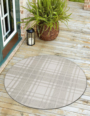 Gray 3' 1 x 3' 1 Outdoor Checkered Round Area Rug Weather Resistant for Patio, Deck, Terrace, Balcony, Porch 100% Polypropylene Geometric Carpet for Sale at Rug Engine