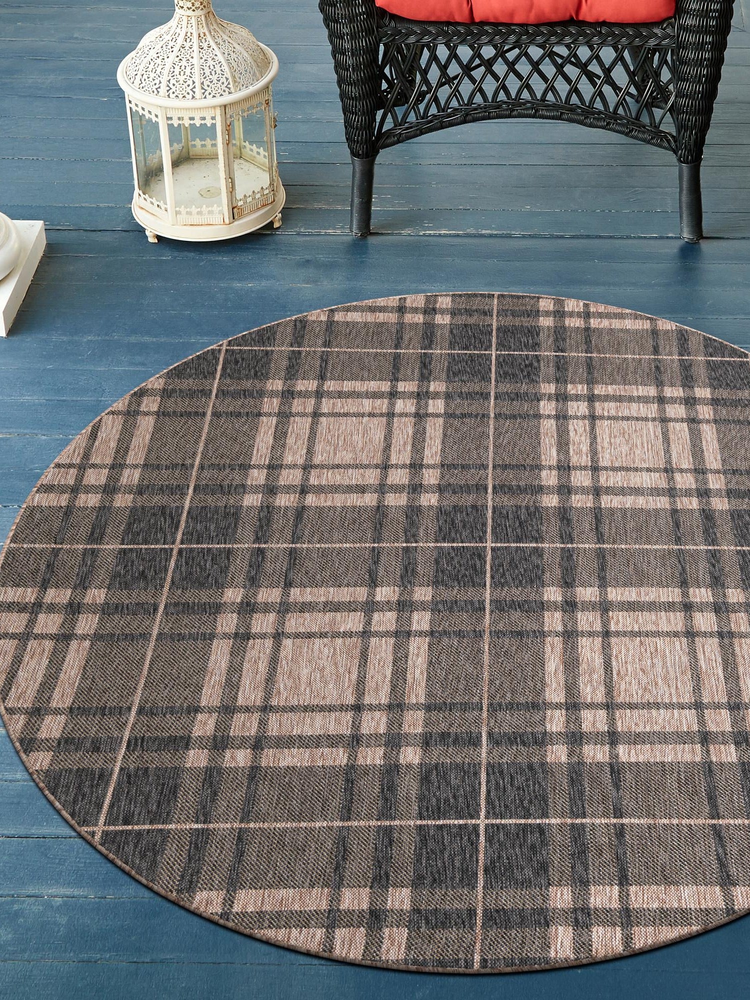 Black and Brown 6' 1 x 6' 1 Outdoor Checkered Round Area Rug Weather Resistant for Patio, Deck, Terrace, Balcony, Porch 100% Polypropylene Geometric Carpet for Sale at Rug Engine