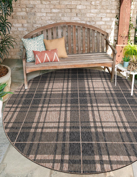 Black and Brown 7' 10 x 7' 10 Outdoor Checkered Round Area Rug Weather Resistant for Patio, Deck, Terrace, Balcony, Porch 100% Polypropylene Geometric Carpet for Sale at Rug Engine