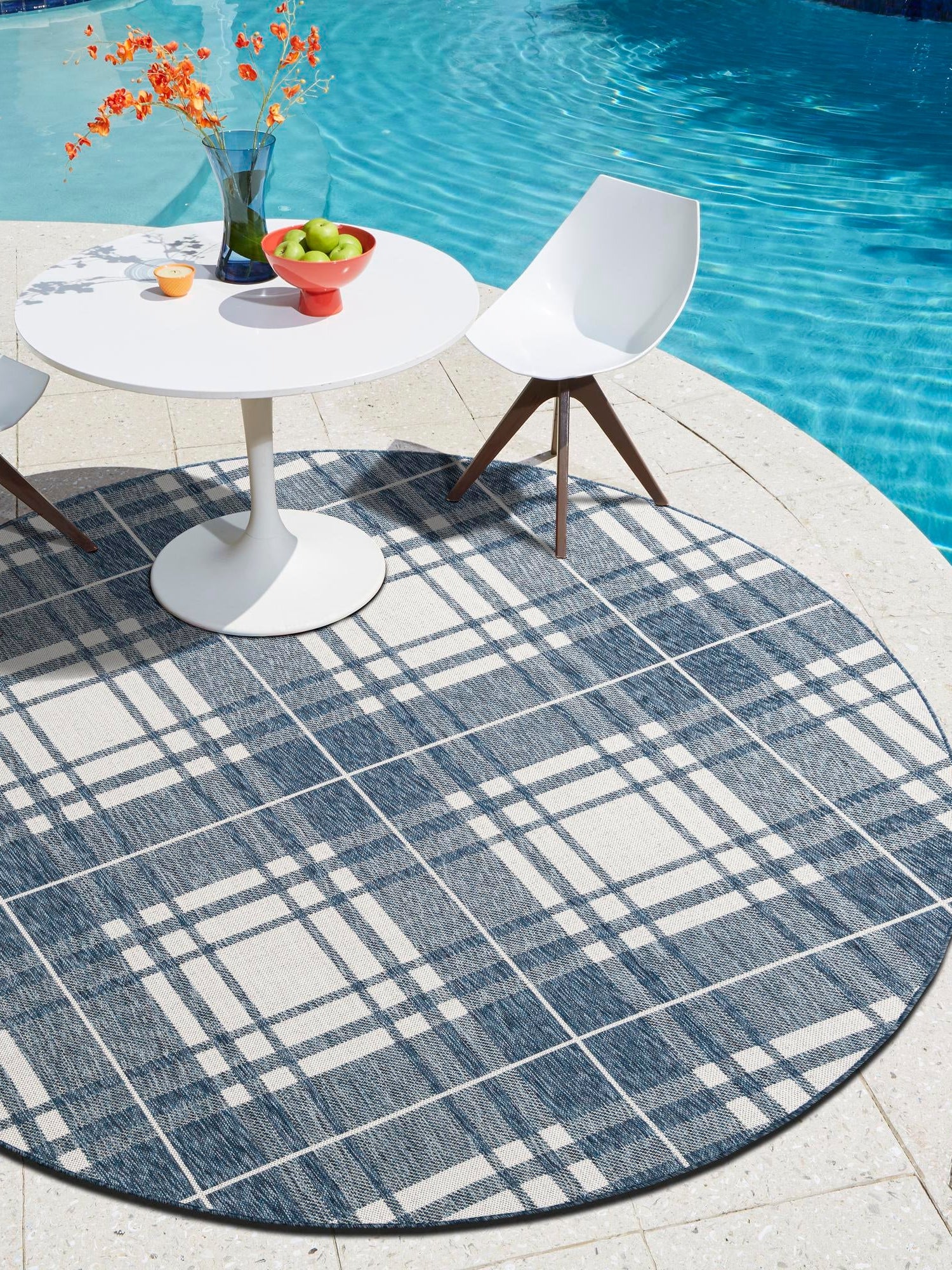 Blue 6' 1 x 6' 1 Outdoor Checkered Round Area Rug Weather Resistant for Patio, Deck, Terrace, Balcony, Porch 100% Polypropylene Geometric Carpet for Sale at Rug Engine