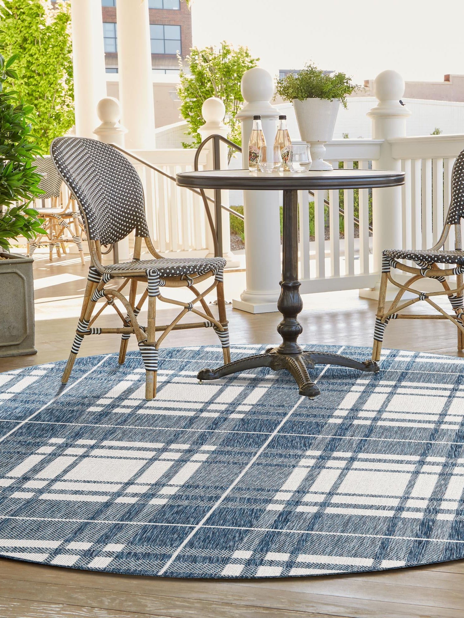 Blue 6' 1 x 6' 1 Outdoor Checkered Round Area Rug Weather Resistant for Patio, Deck, Terrace, Balcony, Porch 100% Polypropylene Geometric Carpet for Sale at Rug Engine