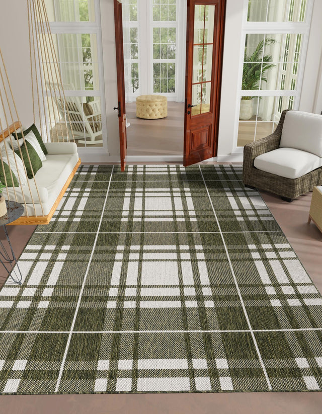 Green 8' x 10' Outdoor Checkered Rectangle Rug