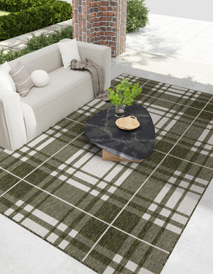 Green 5' 3 x 7' 1 Outdoor Checkered Rectangle Rug