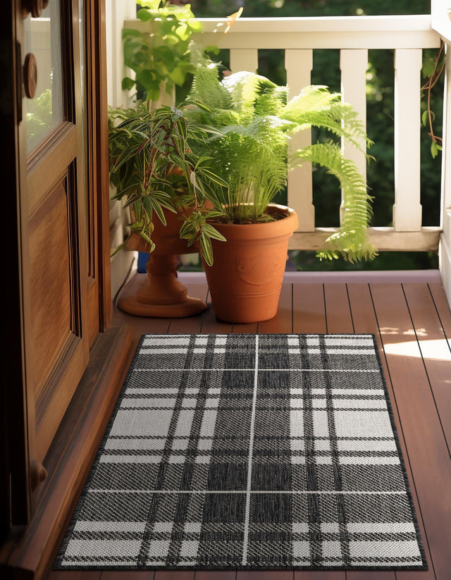 Black and White 9' x 12' Outdoor Checkered Rectangle Area Rug Weather Resistant for Patio, Deck, Terrace, Balcony, Porch 100% Polypropylene Geometric Carpet for Sale at Rug Engine