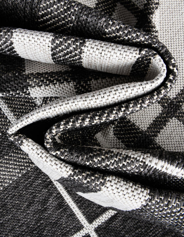Black and White 5' 3 x 7' 1 Outdoor Checkered Rectangle Area Rug Weather Resistant for Patio, Deck, Terrace, Balcony, Porch 100% Polypropylene Geometric Carpet for Sale at Rug Engine