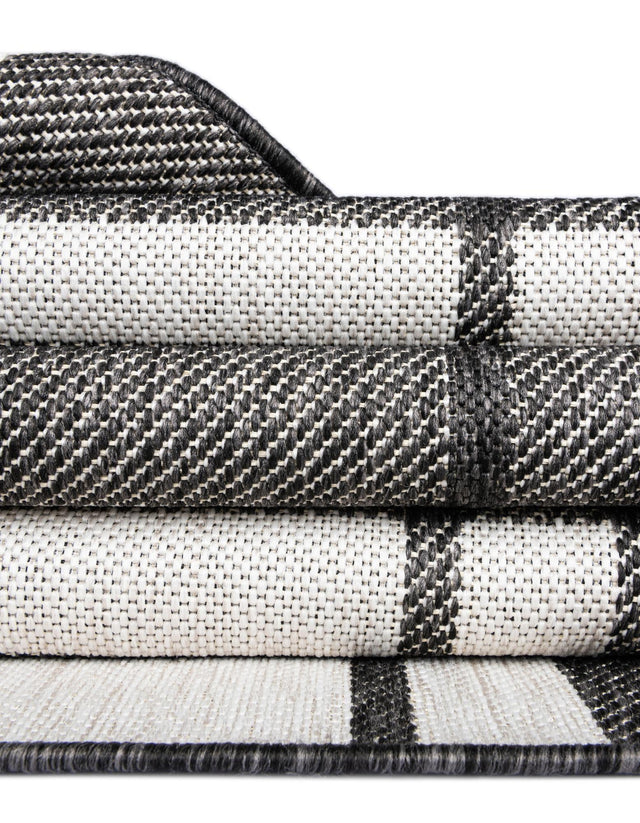 Black and White 5' 3 x 7' 1 Outdoor Checkered Rectangle Area Rug Weather Resistant for Patio, Deck, Terrace, Balcony, Porch 100% Polypropylene Geometric Carpet for Sale at Rug Engine