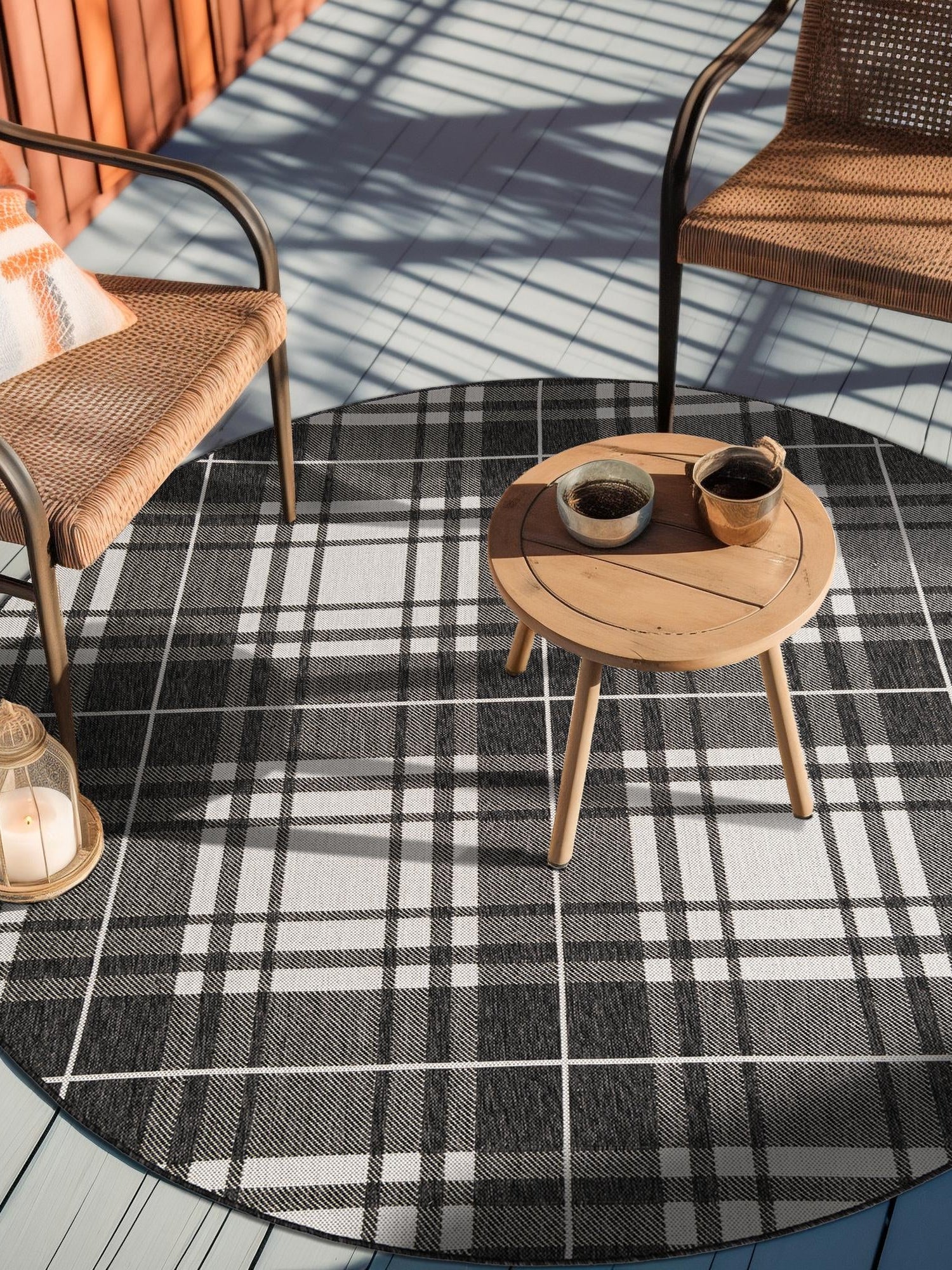 Black and White 3' 1 x 3' 1 Outdoor Checkered Round Area Rug Weather Resistant for Patio, Deck, Terrace, Balcony, Porch 100% Polypropylene Geometric Carpet for Sale at Rug Engine