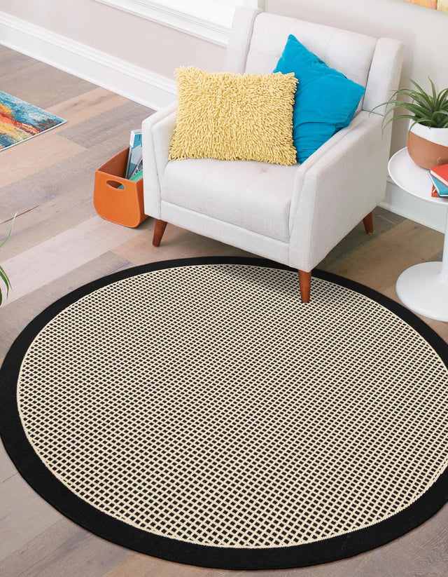 Black 7' 10 x 7' 10 Outdoor Border Round Area Rug Weather Resistant for Patio, Deck, Terrace, Balcony, Porch 100% Polypropylene Classic Bordered Carpet for Sale at Rug Engine
