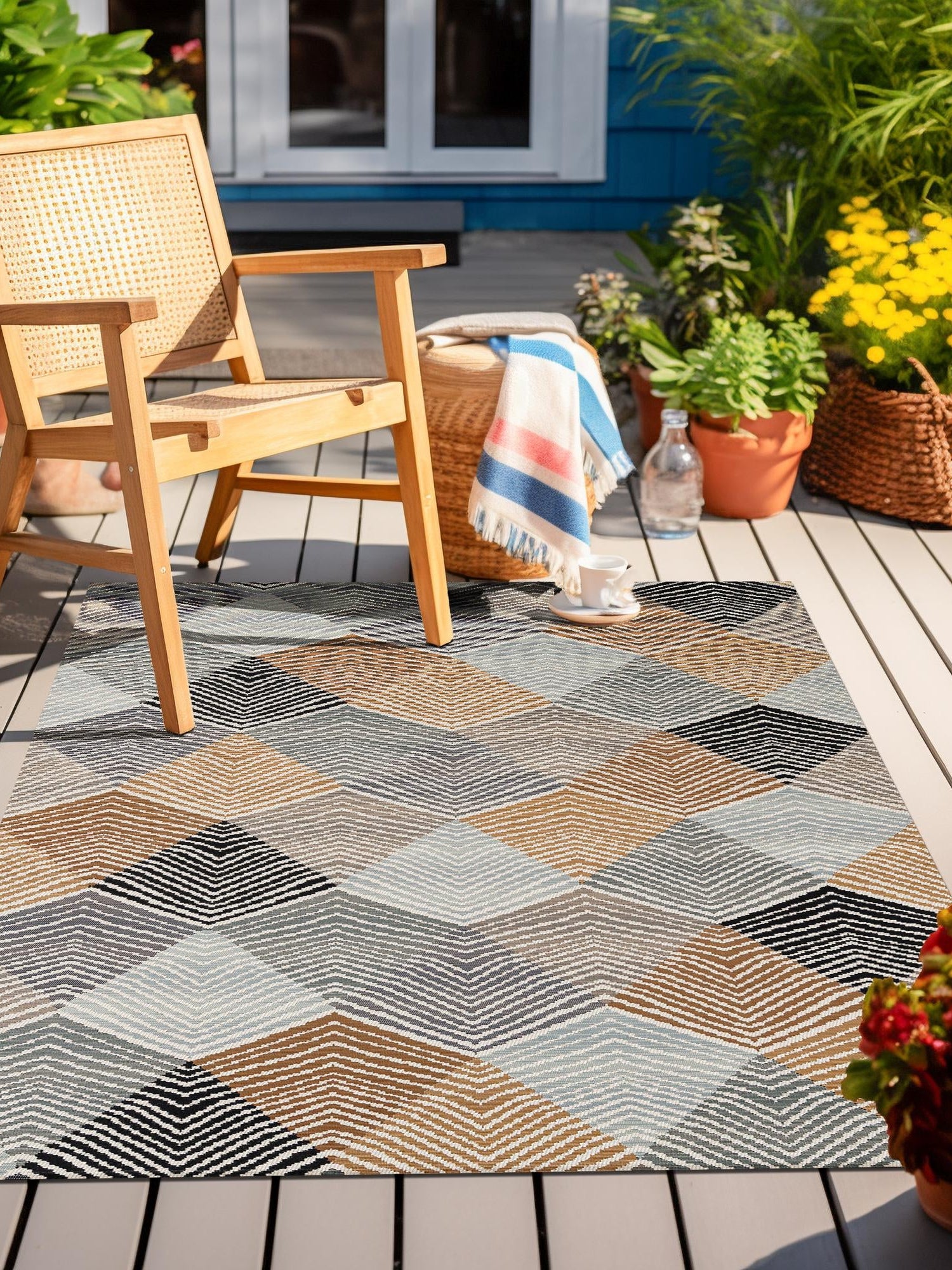 Gray 5' 1 x 7' 1 Outdoor Modern Rectangle Area Rug Weather Resistant for Patio, Deck, Terrace, Balcony, Porch 100% Polypropylene Modern Outside Carpet for Sale at Rug Engine