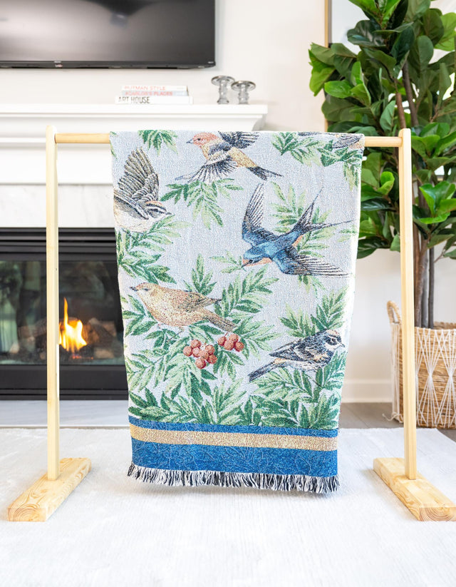 Multicolor 4' 6 x 6' Throw Blanket Rectangle Rug