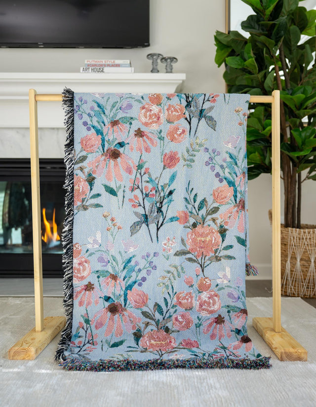 Multicolor 4' 6 x 6' Throw Blanket Rectangle Rug