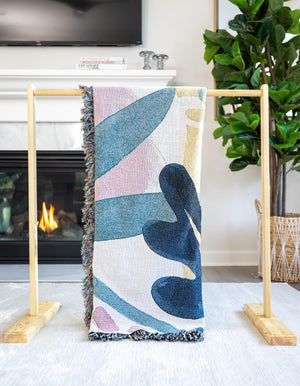 Multicolor 4' 6 x 6' Throw Blanket Rectangle Rug