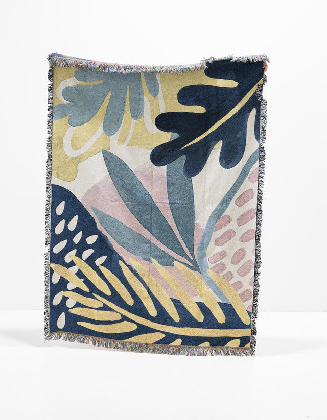 Multicolor 4' 6 x 6' Throw Blanket Rectangle Rug