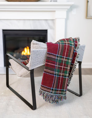 Red 4' 6 x 6' Throw Blanket Rectangle Rug
