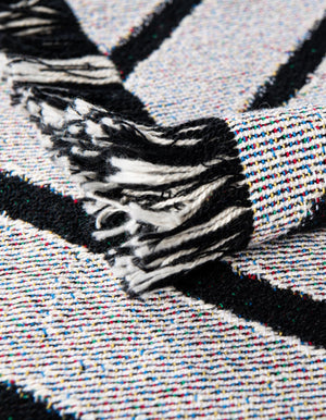 Black and White 4' 6 x 6' Throw Blanket Rectangle Rug