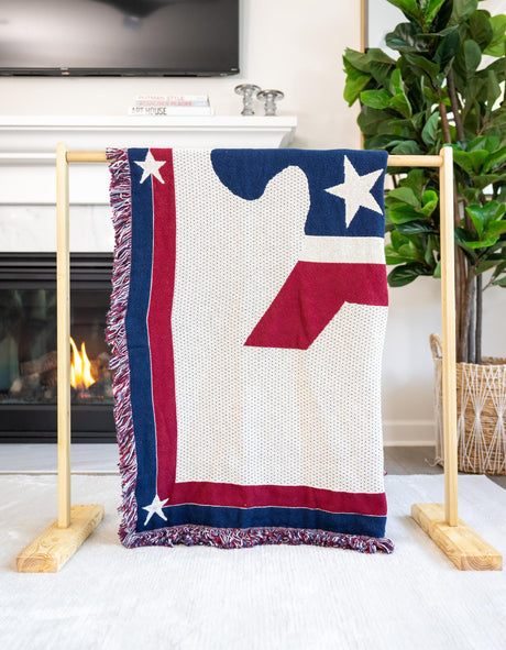 Red and Blue 4' 6 x 6' Throw Blanket Rectangle Area Rug 100% Cotton Washable Cozy Soft Warm Room Decor Accent Made In USA