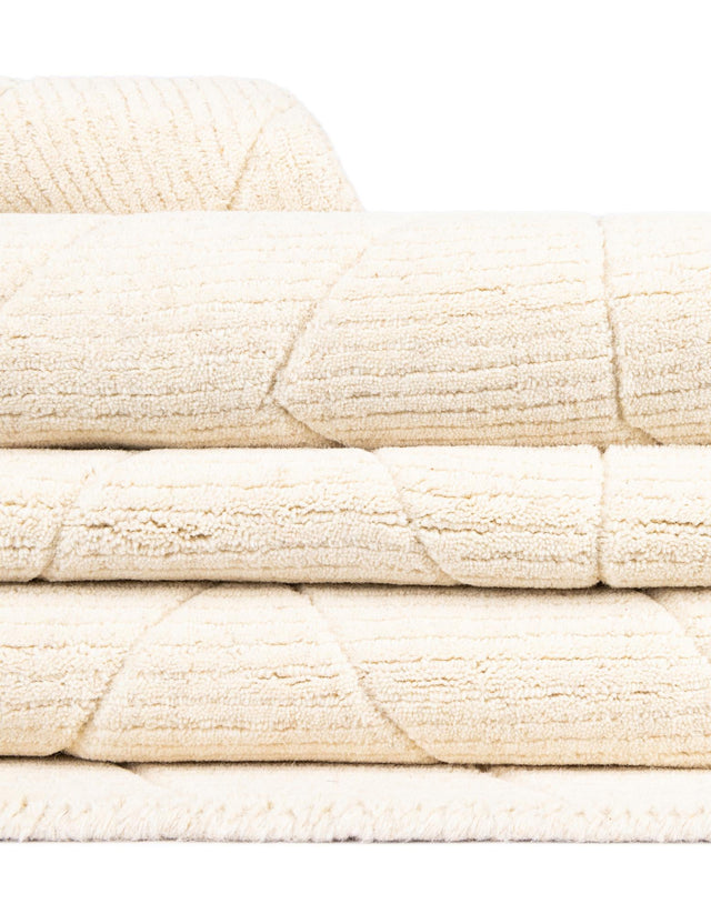 Pearl Ivory 7' 10 x 7' 10 WoolCraft Geometric Square Area Rug Hand Tufted Premium 100% Wool With Cotton Backing Luxury Carpet for Sale at Rug Engine