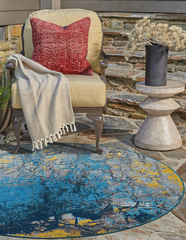 Gradient Blue 5' 1 x 5' 1 Outdoor Modern Round Area Rug Weather Resistant for Patio, Deck, Terrace, Balcony, Porch 100% Polypropylene Modern Outside Carpet for Sale at Rug Engine