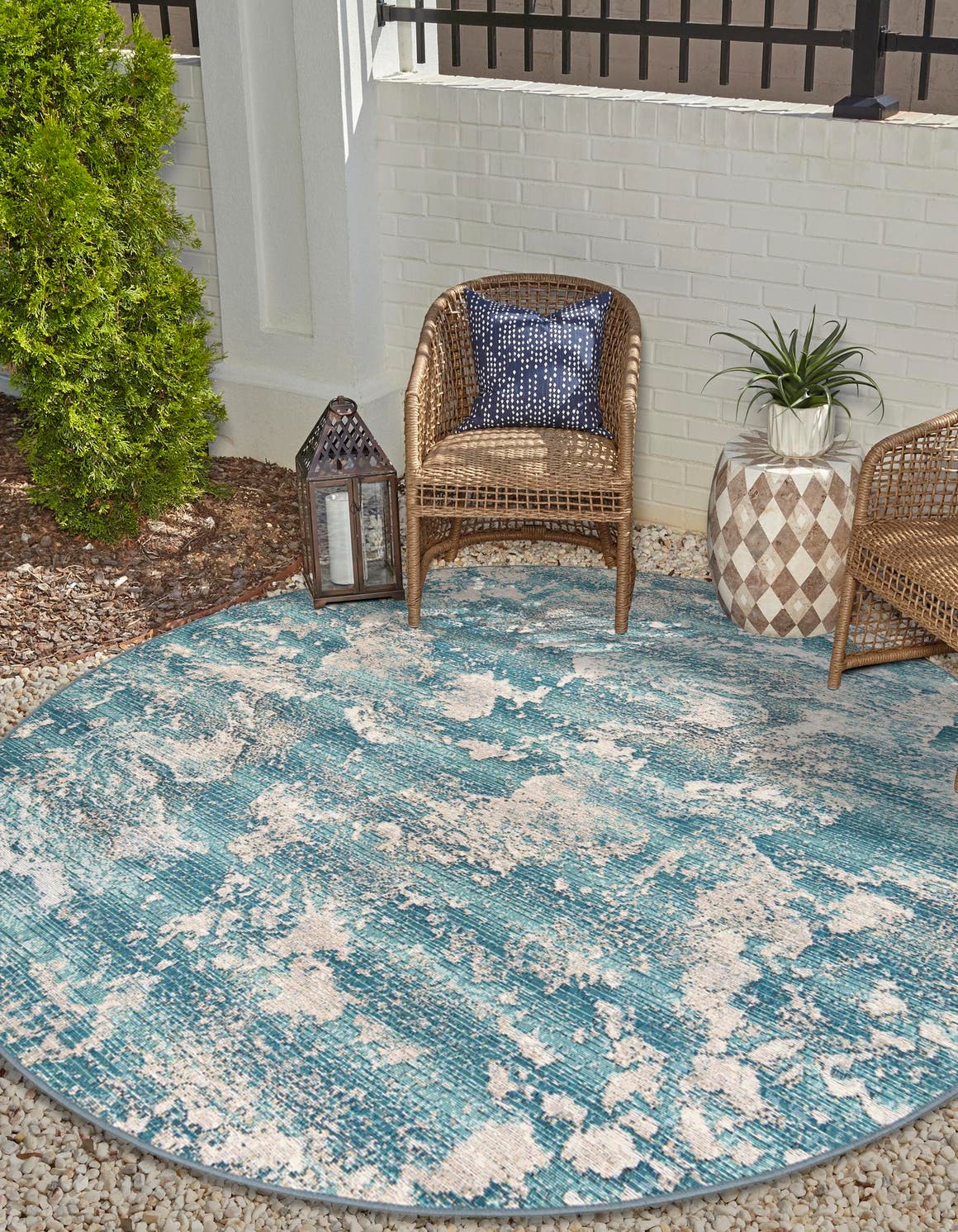 Aqua Blue 4' 1 x 4' 1 Outdoor Modern Round Area Rug Weather Resistant for Patio, Deck, Terrace, Balcony, Porch 100% Polypropylene Modern Outside Carpet for Sale at Rug Engine