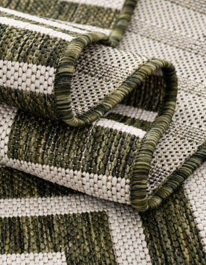 Green 6' 1 x 6' 1 Outdoor Modern Round Area Rug Weather Resistant for Patio, Deck, Terrace, Balcony, Porch 100% Polypropylene Modern Outside Carpet for Sale at Rug Engine