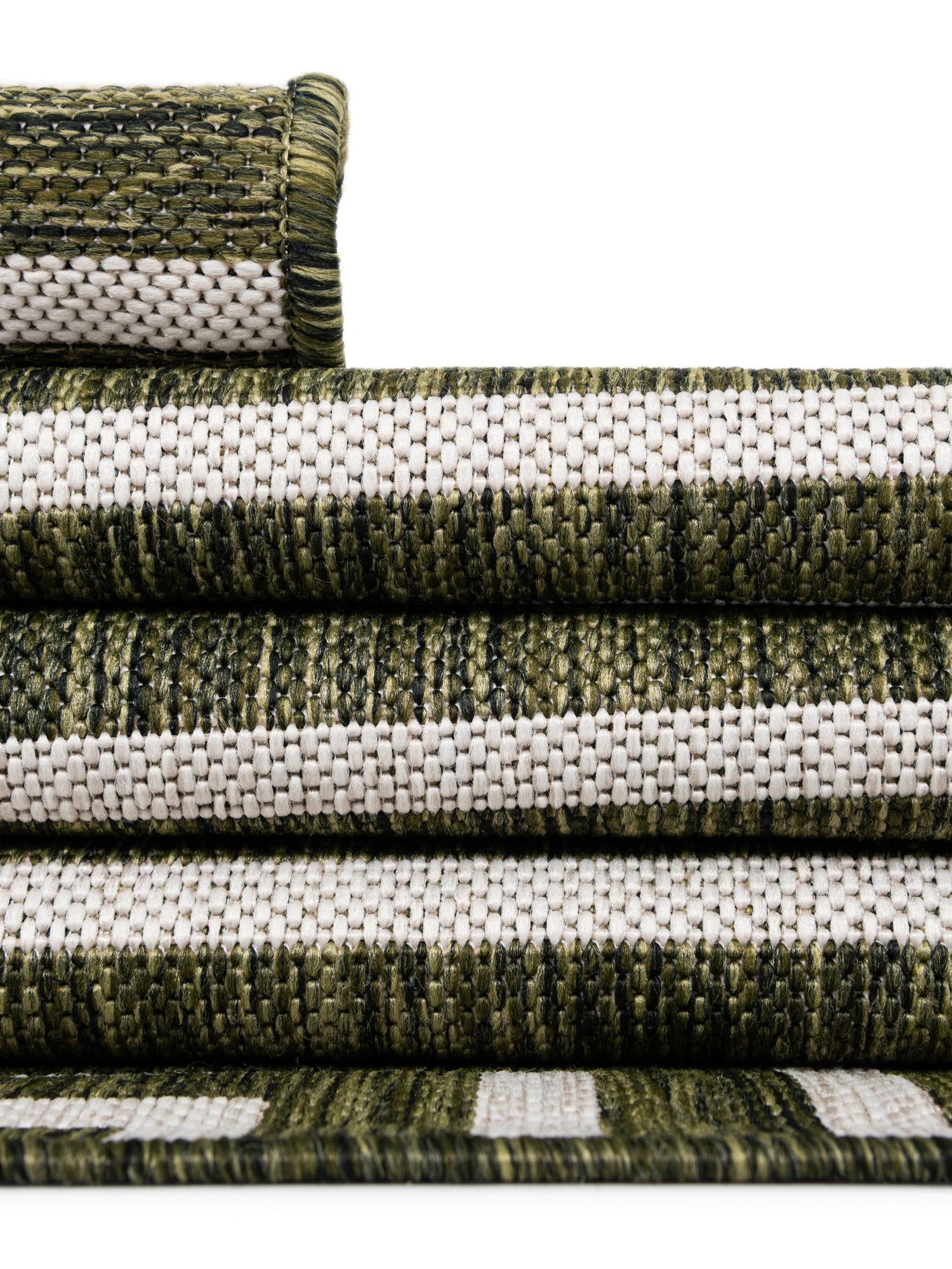 Green 7' 10 x 7' 10 Outdoor Modern Round Area Rug Weather Resistant for Patio, Deck, Terrace, Balcony, Porch 100% Polypropylene Modern Outside Carpet for Sale at Rug Engine