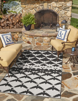 Black and White 2' x 3' 1 Outdoor Modern Rectangle Area Rug Weather Resistant for Patio, Deck, Terrace, Balcony, Porch 100% Polypropylene Modern Outside Carpet for Sale at Rug Engine