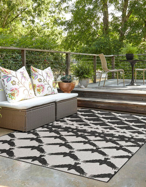 Black and White 2' x 3' 1 Outdoor Modern Rectangle Area Rug Weather Resistant for Patio, Deck, Terrace, Balcony, Porch 100% Polypropylene Modern Outside Carpet for Sale at Rug Engine
