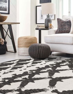 Black and White 10' x 10' Outdoor Modern Round Area Rug Weather Resistant for Patio, Deck, Terrace, Balcony, Porch 100% Polypropylene Modern Outside Carpet for Sale at Rug Engine