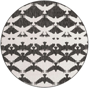 Black and White 6' 1 x 6' 1 Outdoor Modern Round Rug