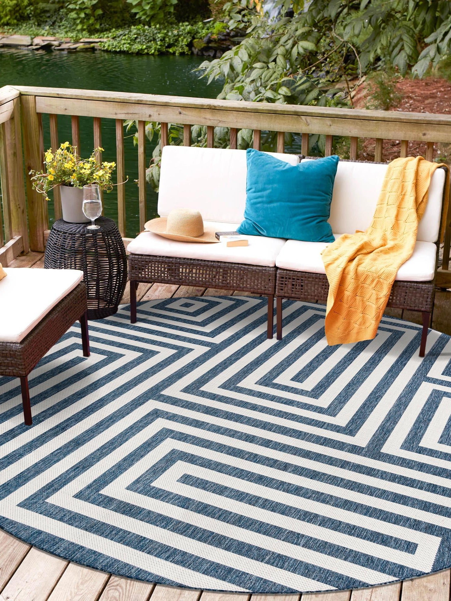 Blue 7' 10 x 7' 10 Outdoor Modern Round Area Rug Weather Resistant for Patio, Deck, Terrace, Balcony, Porch 100% Polypropylene Modern Outside Carpet for Sale at Rug Engine