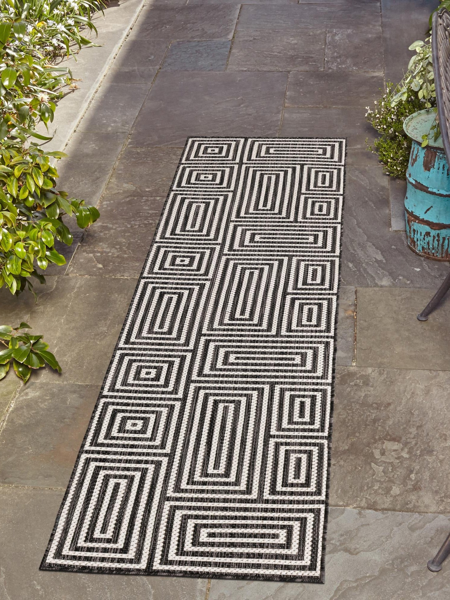 Black and White 2' 7 x 12' Outdoor Modern Runner Area Rug Weather Resistant for Patio, Deck, Terrace, Balcony, Porch 100% Polypropylene Modern Outside Carpet for Sale at Rug Engine