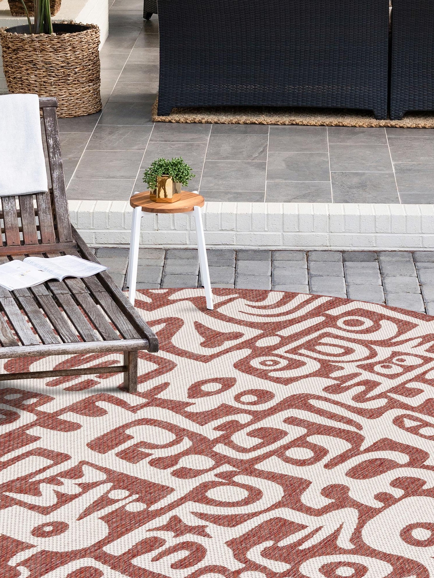 Rust Red 10' x 10' Outdoor Modern Round Area Rug Weather Resistant for Patio, Deck, Terrace, Balcony, Porch 100% Polypropylene Modern Outside Carpet for Sale at Rug Engine