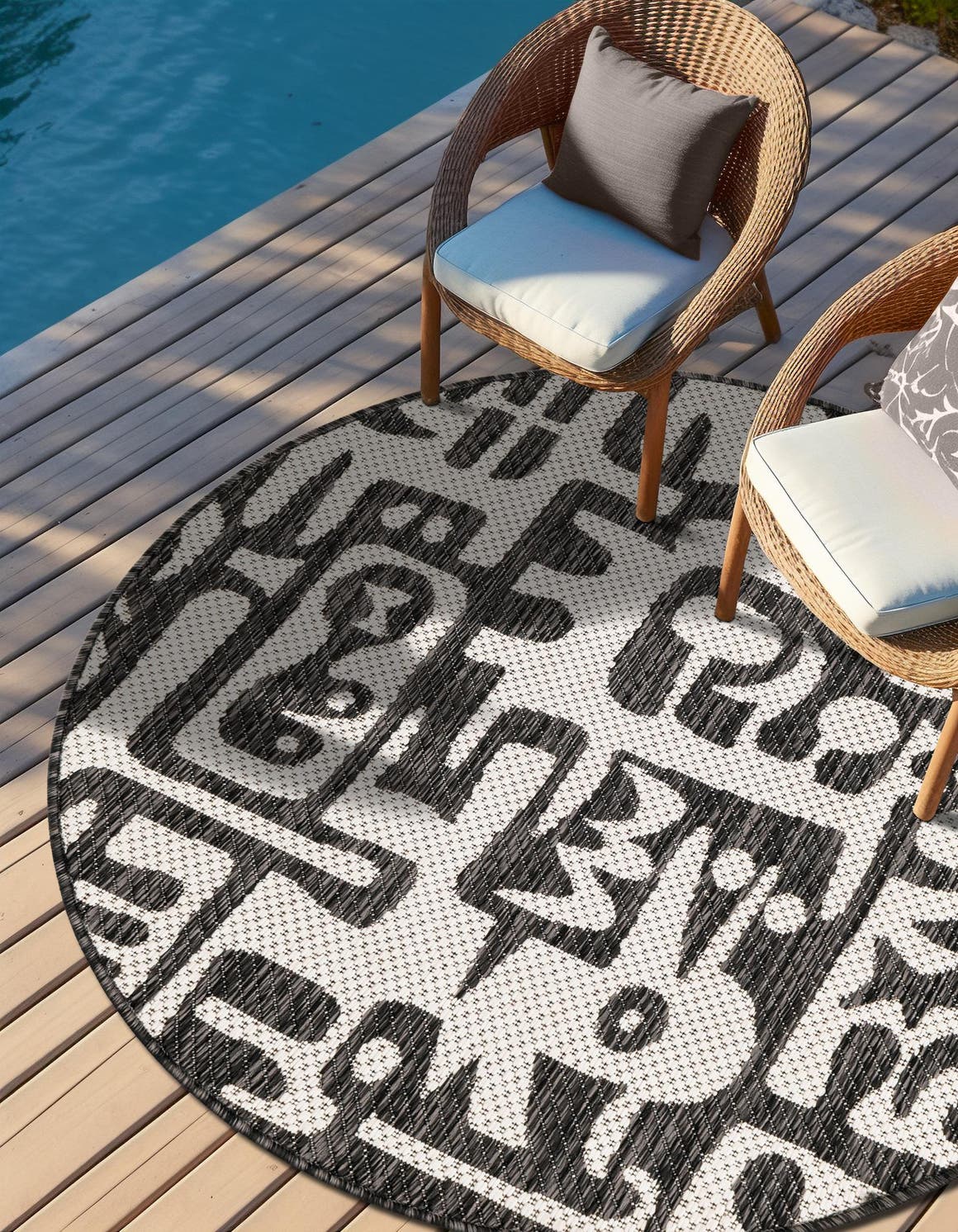 Black and White 12' x 12' Outdoor Modern Round Area Rug Weather Resistant for Patio, Deck, Terrace, Balcony, Porch 100% Polypropylene Modern Outside Carpet for Sale at Rug Engine