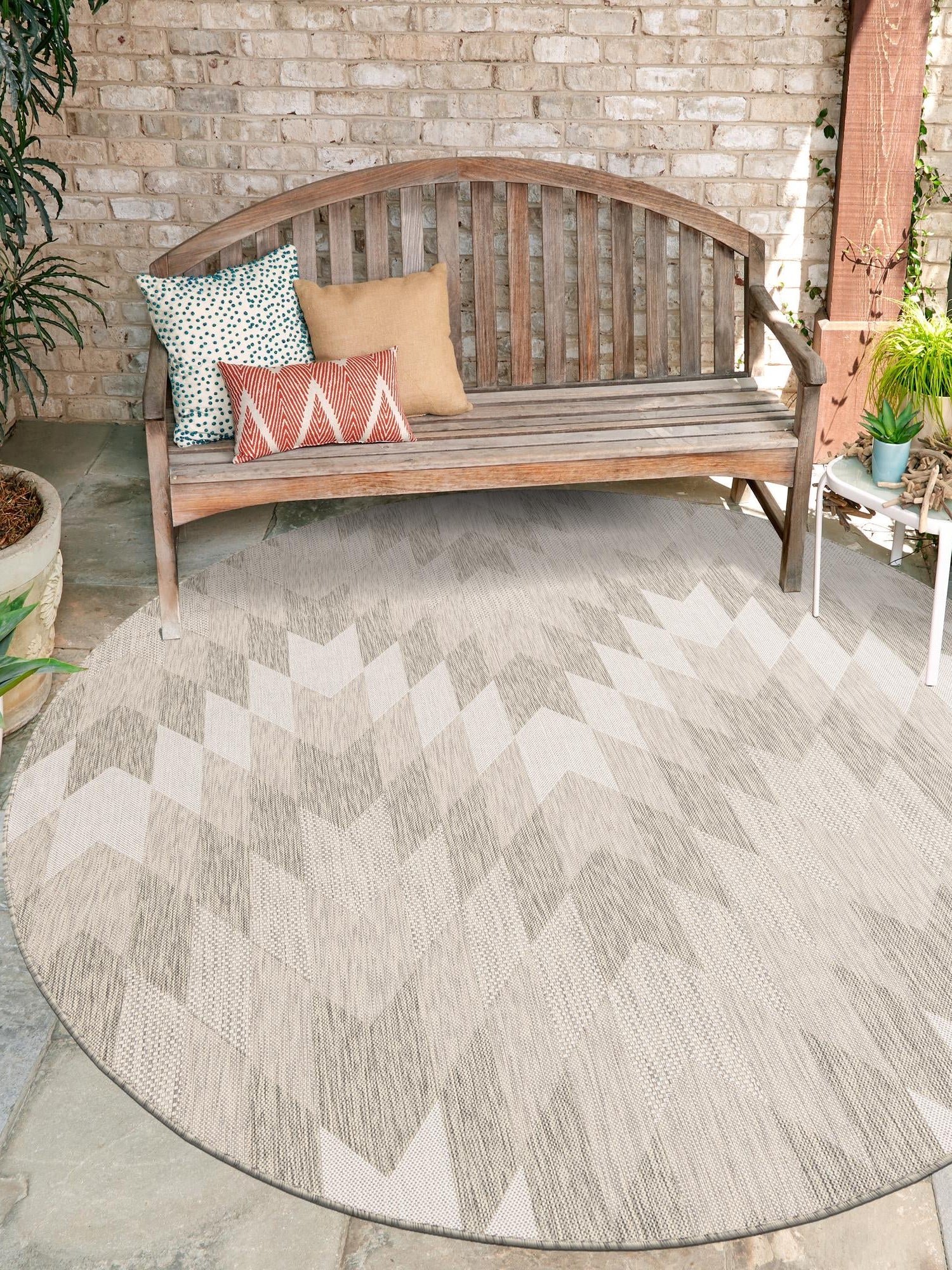 Gray 10' x 10' Outdoor Modern Round Area Rug Weather Resistant for Patio, Deck, Terrace, Balcony, Porch 100% Polypropylene Modern Outside Carpet for Sale at Rug Engine