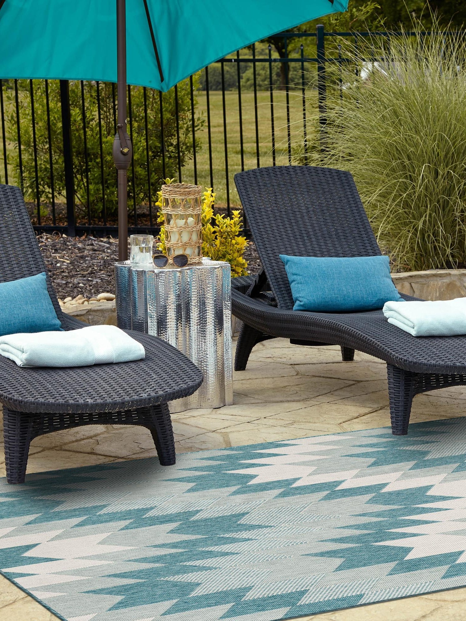 Aqua 2' x 3' 1 Outdoor Modern Rectangle Area Rug Weather Resistant for Patio, Deck, Terrace, Balcony, Porch 100% Polypropylene Modern Outside Carpet for Sale at Rug Engine