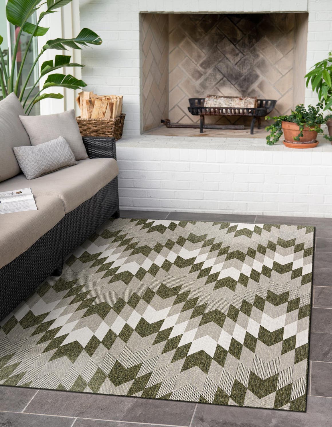Green 2' x 3' 1 Outdoor Modern Rectangle Area Rug Weather Resistant for Patio, Deck, Terrace, Balcony, Porch 100% Polypropylene Modern Outside Carpet for Sale at Rug Engine