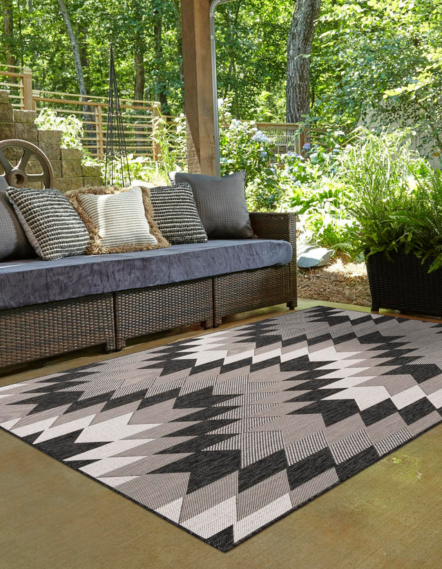 Black and White 10' x 14' 1 Outdoor Modern Rectangle Area Rug Weather Resistant for Patio, Deck, Terrace, Balcony, Porch 100% Polypropylene Modern Outside Carpet for Sale at Rug Engine
