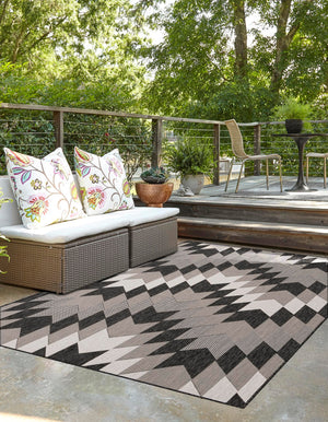 Black and White 5' 3 x 8' Outdoor Modern Rectangle Area Rug Weather Resistant for Patio, Deck, Terrace, Balcony, Porch 100% Polypropylene Modern Outside Carpet for Sale at Rug Engine