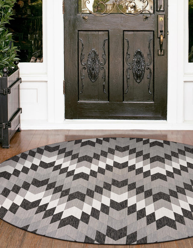 Black and White 6' 1 x 6' 1 Outdoor Modern Round Area Rug Weather Resistant for Patio, Deck, Terrace, Balcony, Porch 100% Polypropylene Modern Outside Carpet for Sale at Rug Engine