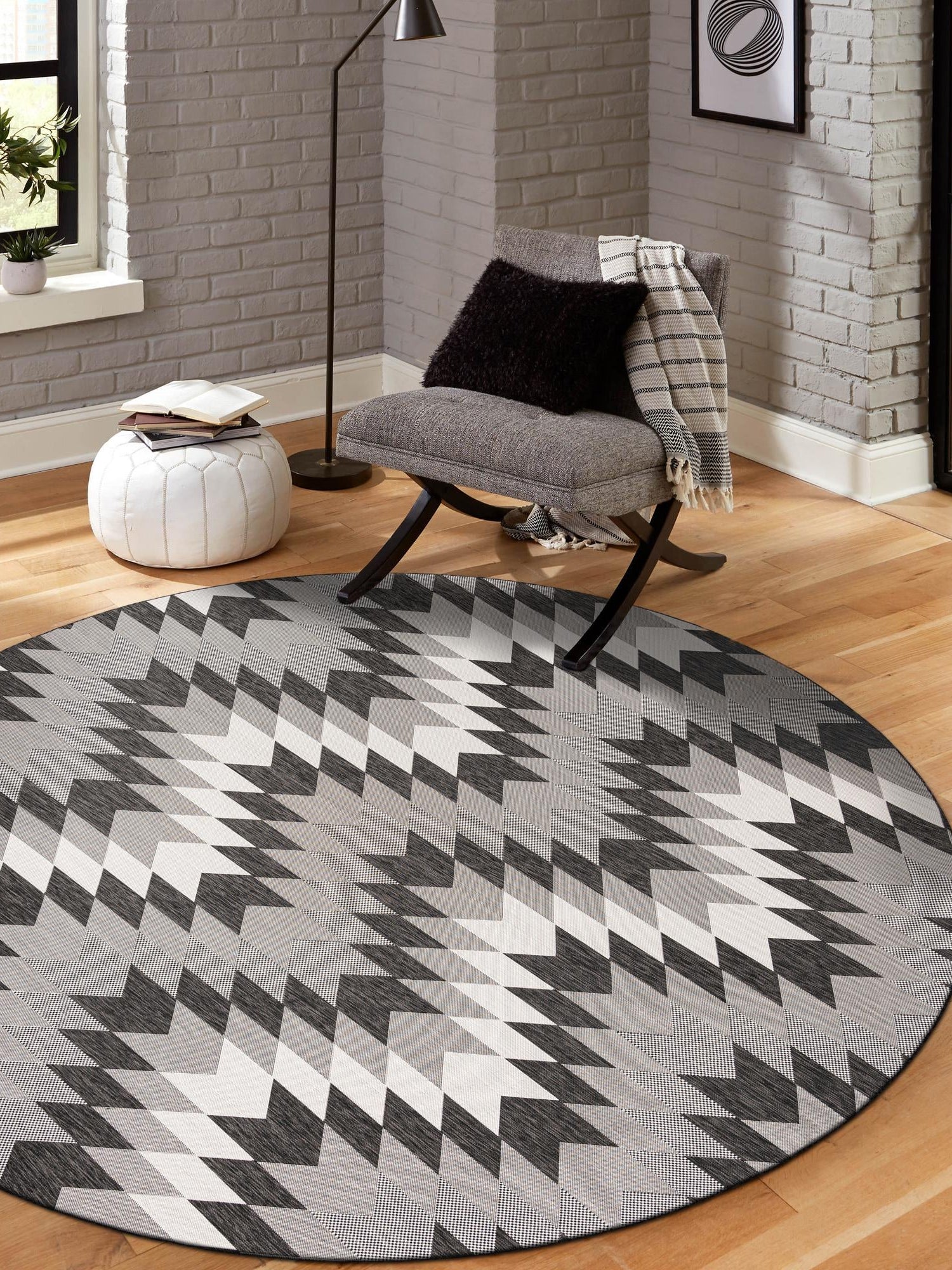 Black and White 3' 1 x 3' 1 Outdoor Modern Round Area Rug Weather Resistant for Patio, Deck, Terrace, Balcony, Porch 100% Polypropylene Modern Outside Carpet for Sale at Rug Engine