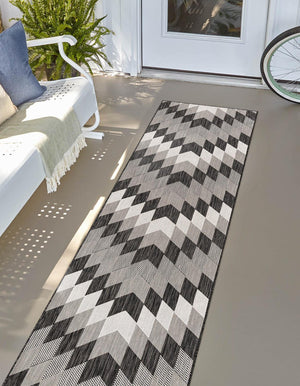 Black and White 2' 7 x 12' Outdoor Modern Runner Area Rug Weather Resistant for Patio, Deck, Terrace, Balcony, Porch 100% Polypropylene Modern Outside Carpet for Sale at Rug Engine
